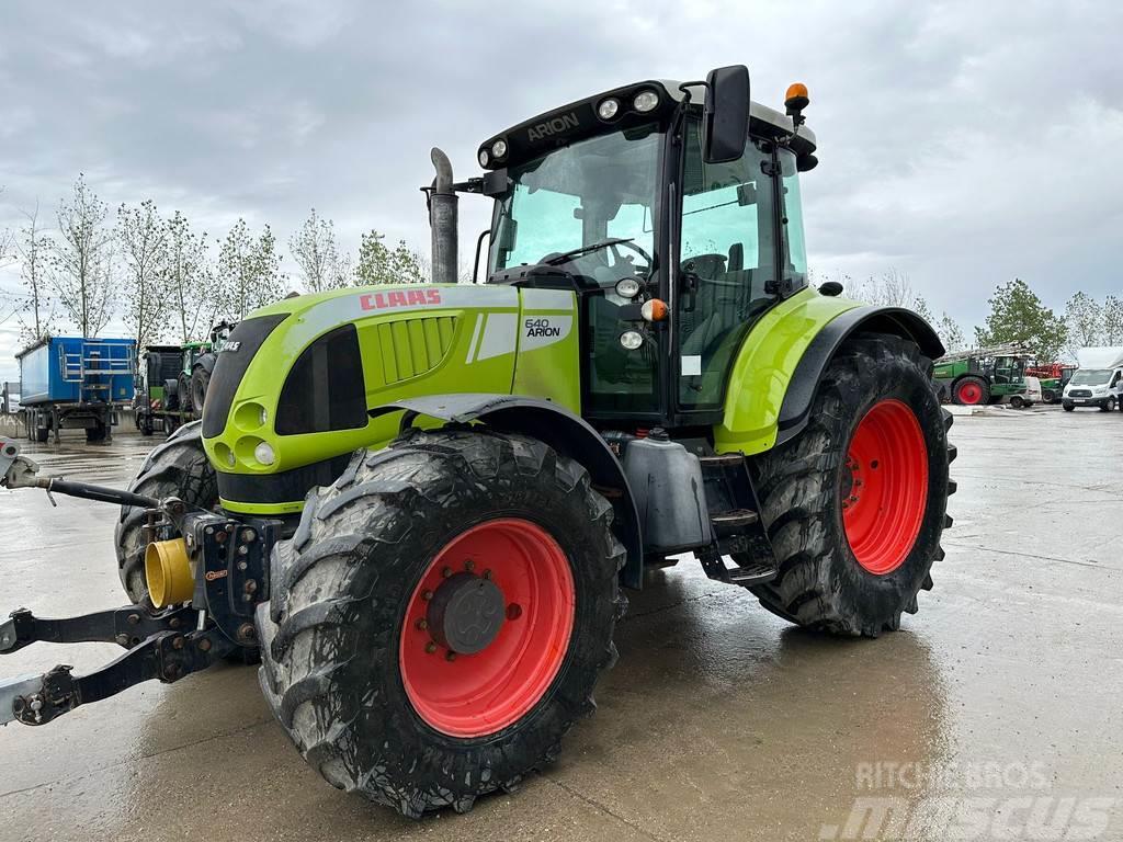 CLAAS Arion 640 Tractor Trattori