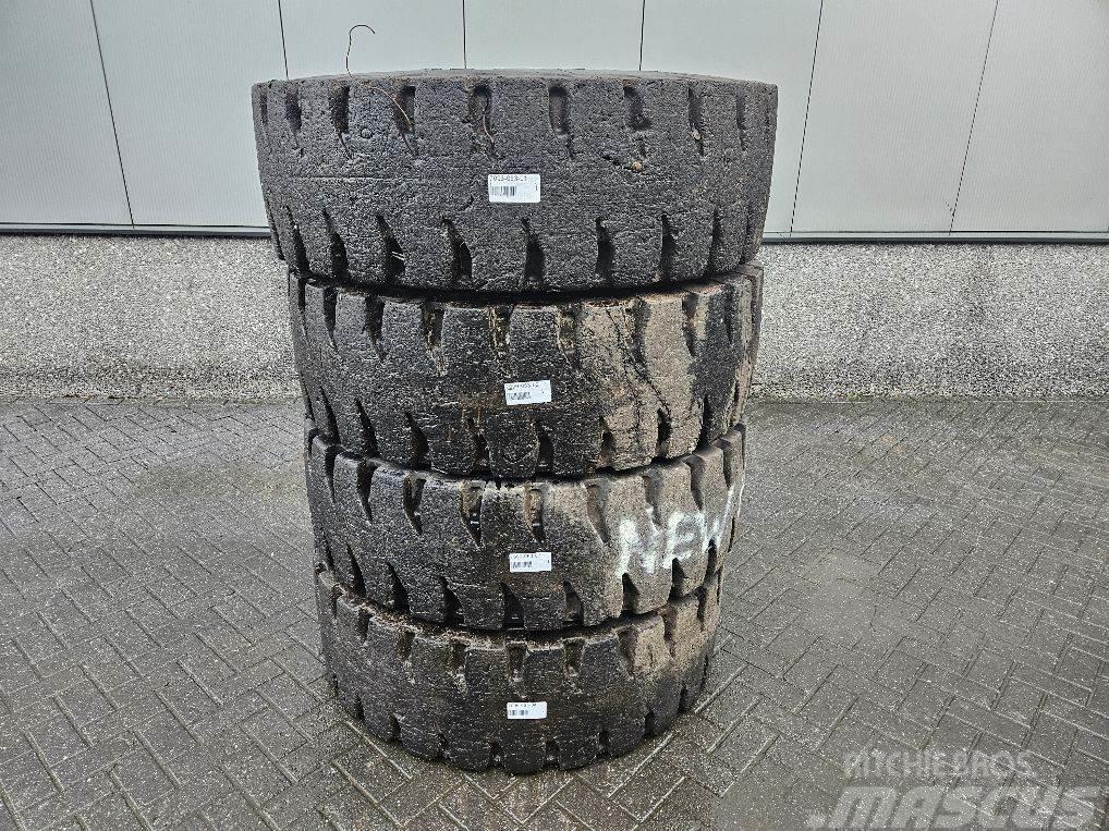 New Holland W110C-Barkley 17.5R25-Tire/Reifen/Band Pneumatici, ruote e cerchioni