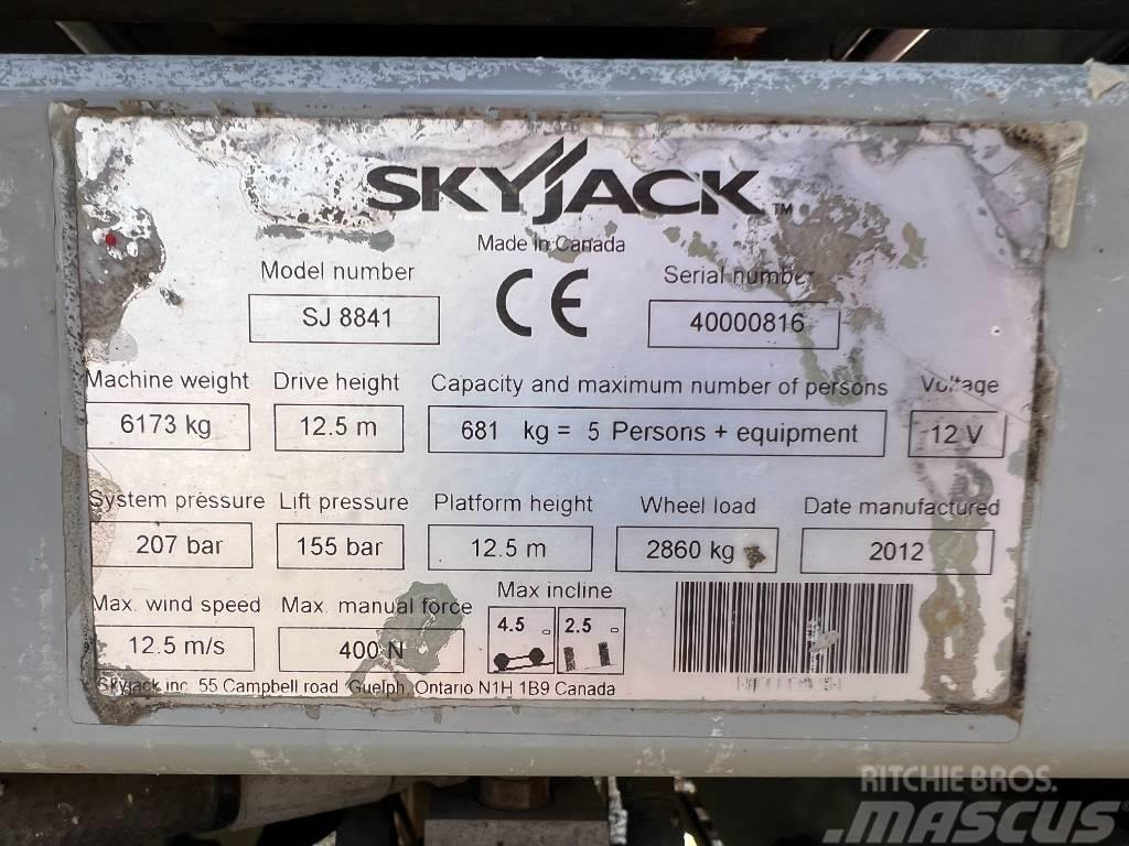 SkyJack SJ 8841 Piattaforme a pantografo