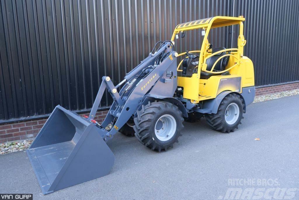 Eurotrac W12-S Stage V-loader Pale gommate