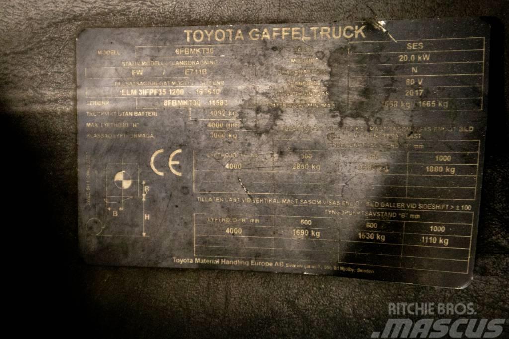 Toyota 8 FB MKT 30, motviktstruck med låga timmar Carrelli elevatori elettrici