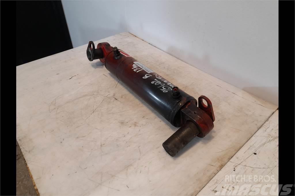Manitou 1340 Hydraulic Cylinder Componenti idrauliche