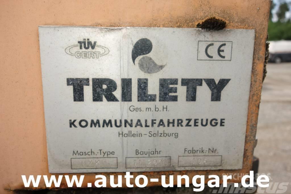Multicar Trilety Kehraufbau für Multicar Bj. 2001 Kehraufsa Spazzatrici
