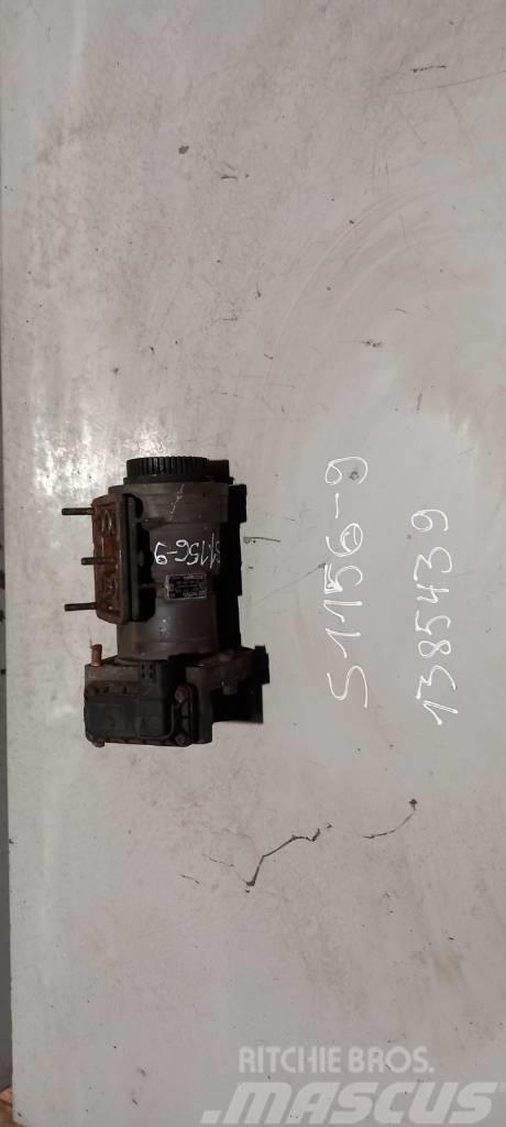 Scania R124.420 brake main valve 1385439 Freni