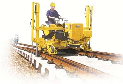Geismar RV100 Track Lifting & Slewing Machine Manutenzione ferroviaria