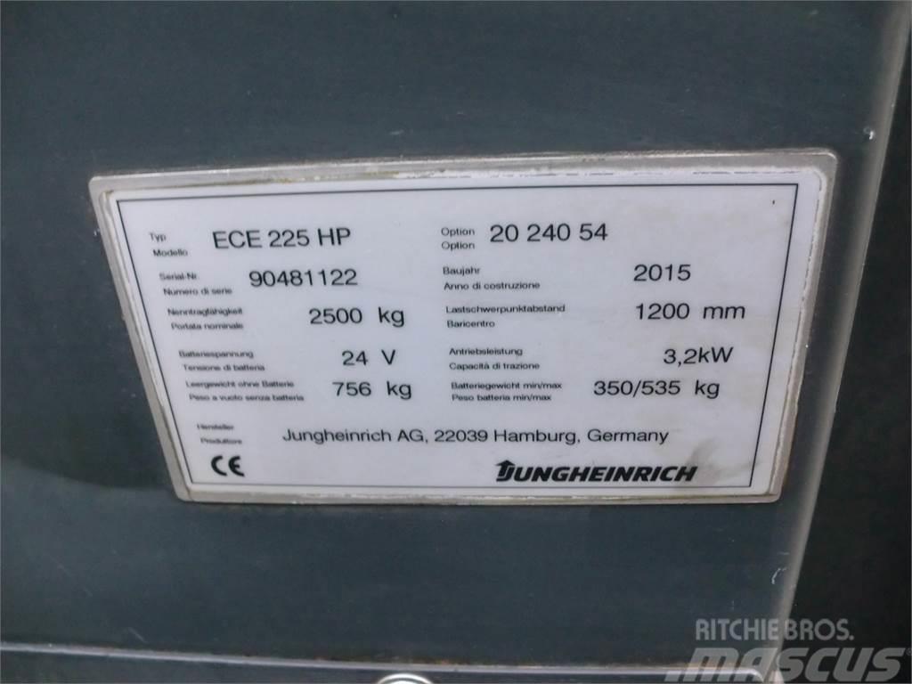 Jungheinrich ECE 225 HP 2400x540mm Commissionatore basso livello