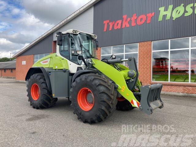 CLAAS TORION 1511 P Pale gommate