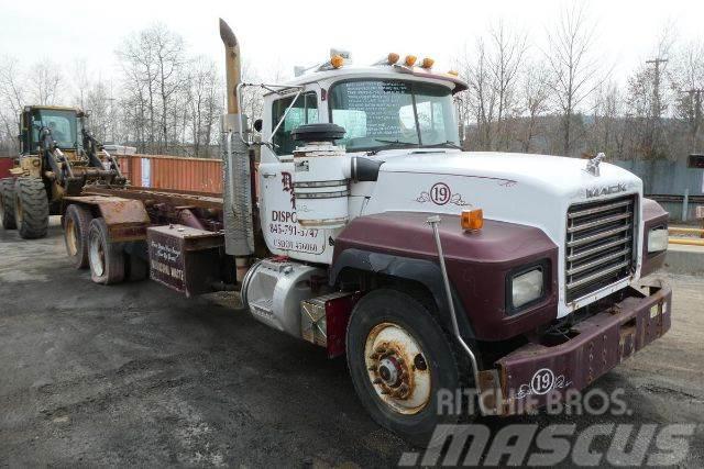 Mack RD Camion portacontainer