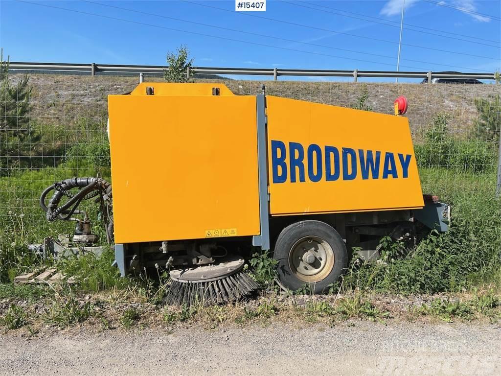 Broddway combi sweep trailer Spazzatrici