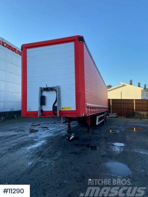 HRD 2 axis chapel city trailer. New brakes and canopy  Altri rimorchi