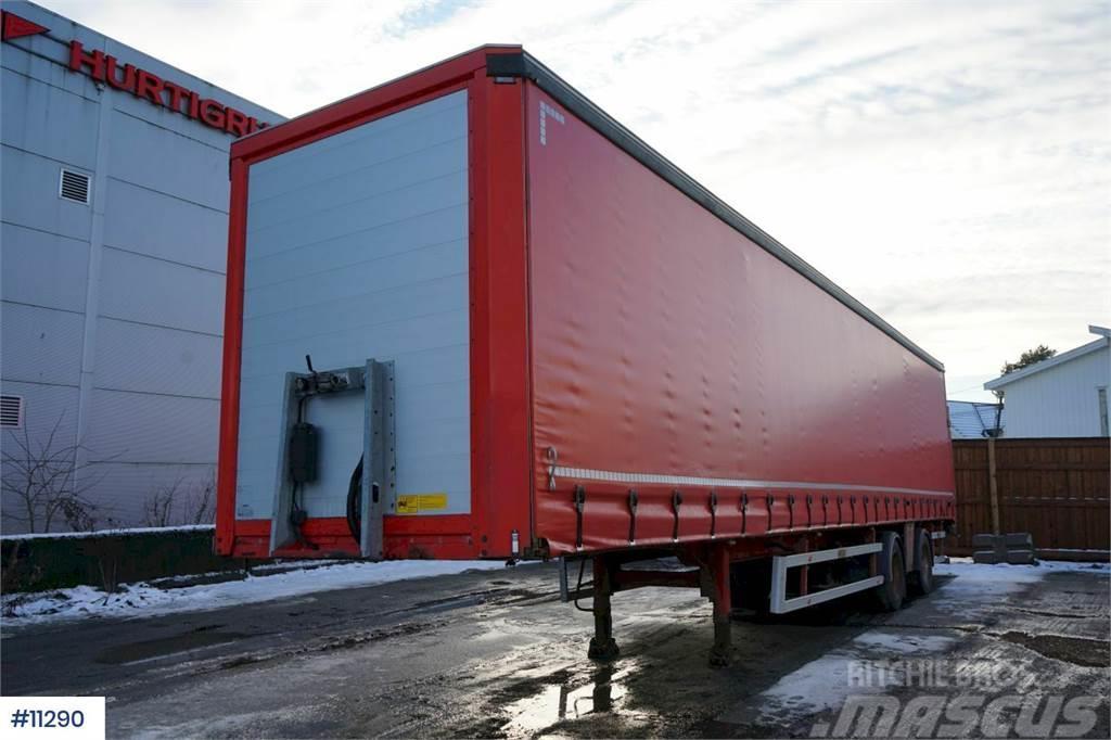 HRD 2 axis chapel city trailer. New brakes and canopy  Altri rimorchi
