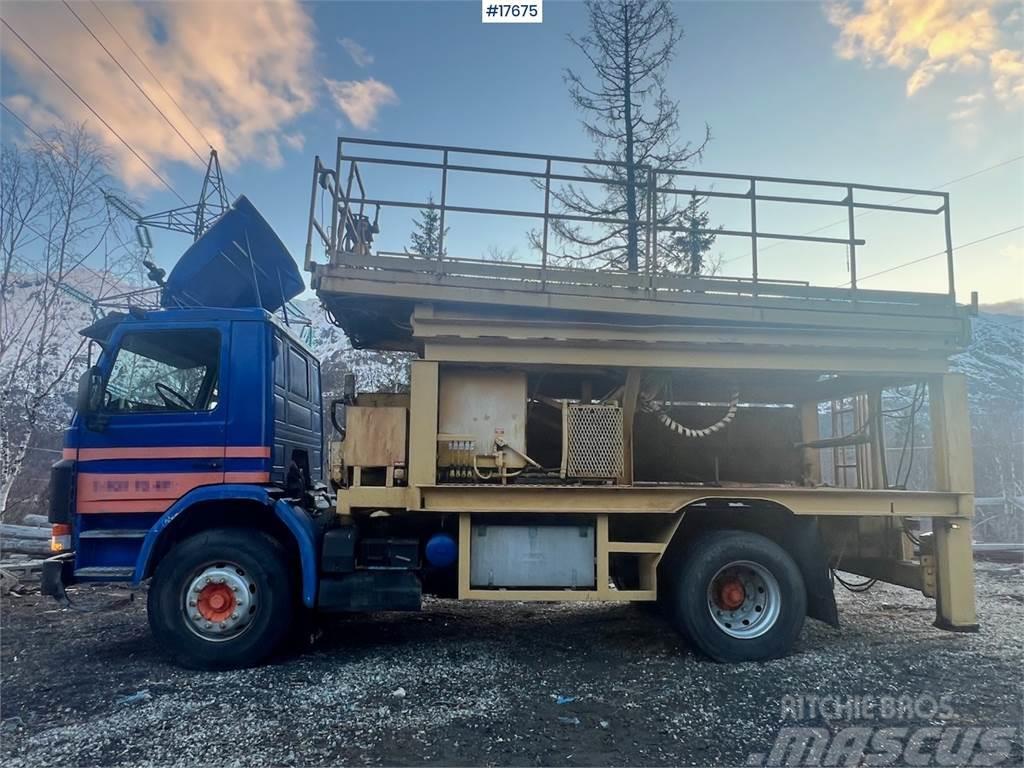 Scania P93m lift truck (motor equipment) Piattaforme autocarrate