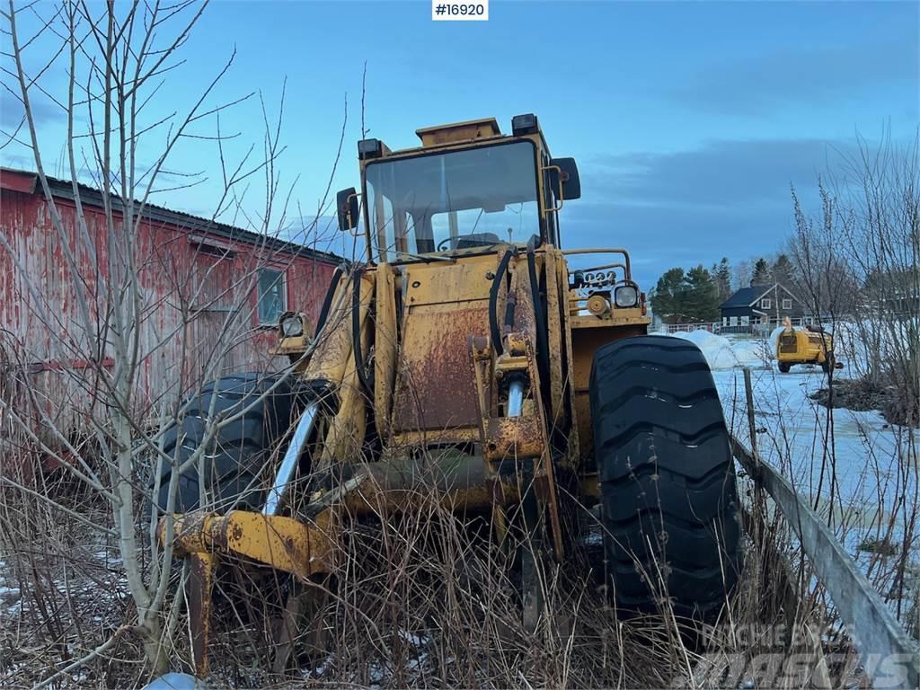 Volvo LM1641 Wheel loader w/ bucket. Rep object. Pale gommate