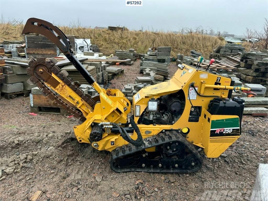 Vermeer RTX250 Trencher SEE VIDEO Altro