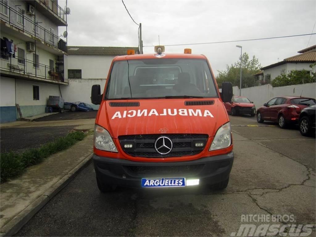 Mercedes-Benz Sprinter 315 CDI AMBULANCIA L2H1 Ambulance Furgone chiuso