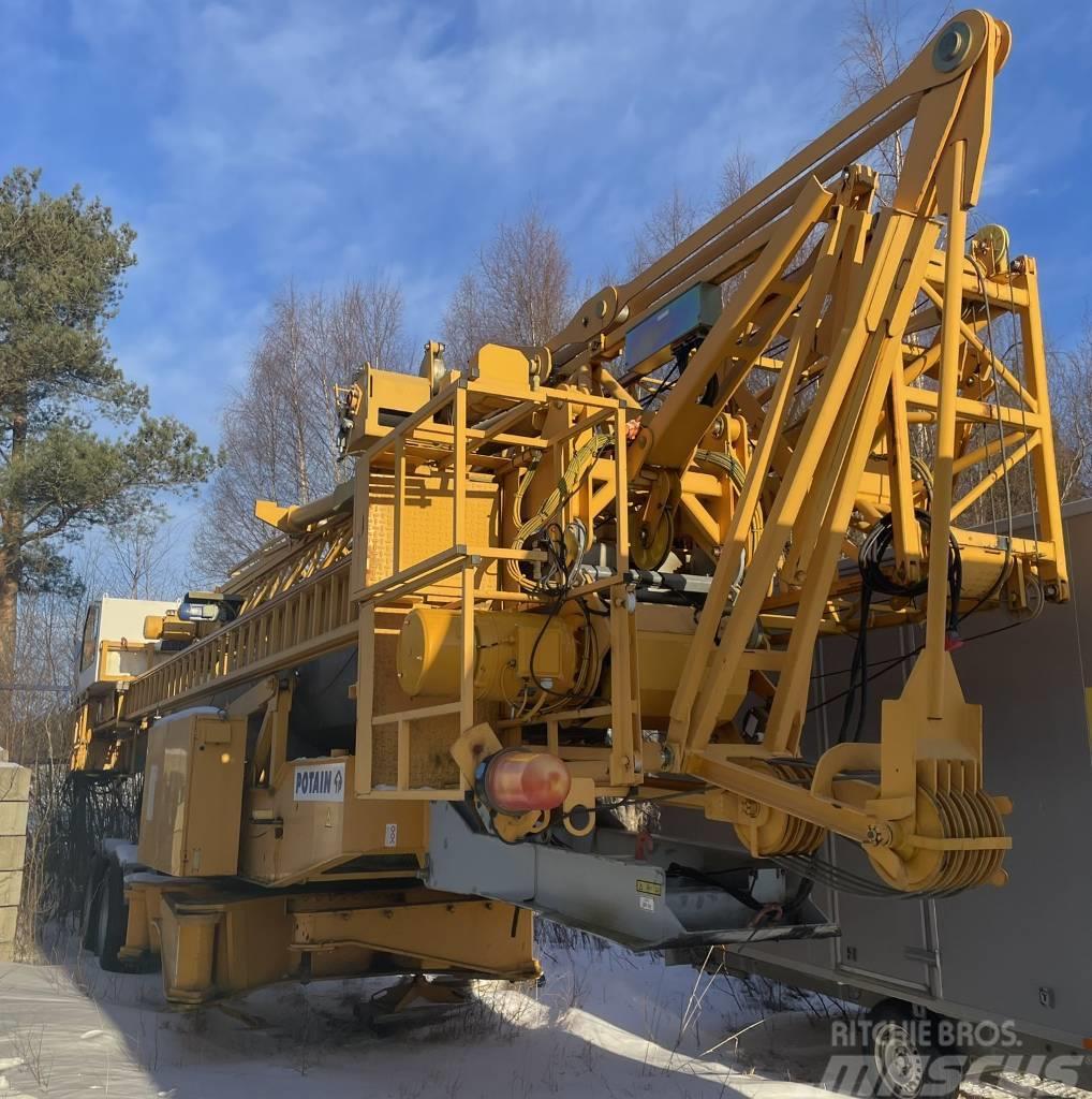 Potain HDT 80 Selferecting crane with undercarriage Gru a torre