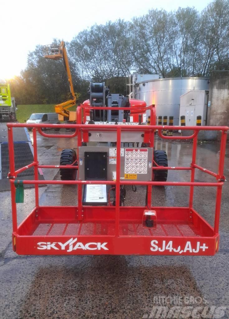 SkyJack SJ 45 AJ+ Piattaforme a braccio articolato