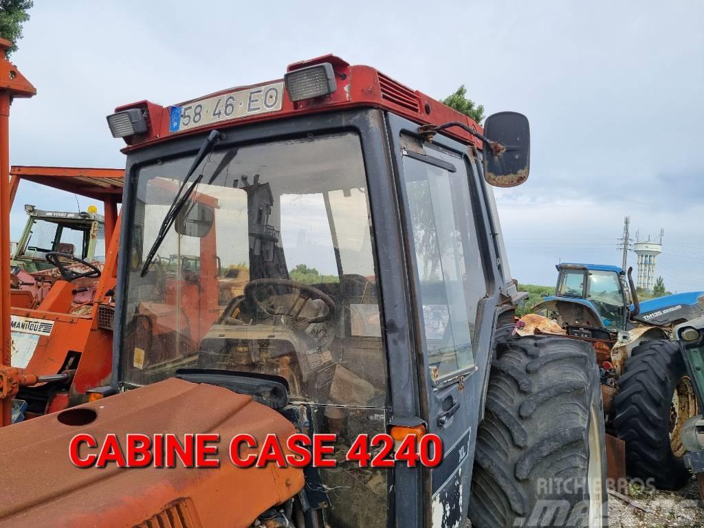  CABINE CASE 4240 Cabine e interni