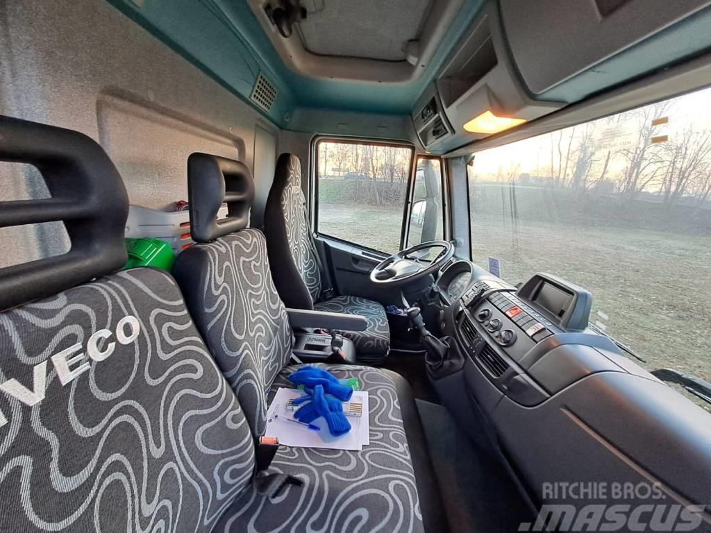 Iveco Eurocargo 180 E30 Trasportatore per veicoli