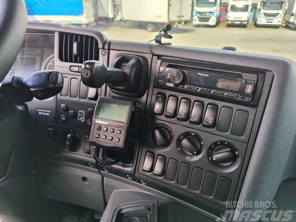 Scania P 360 Camion a temperatura controllata
