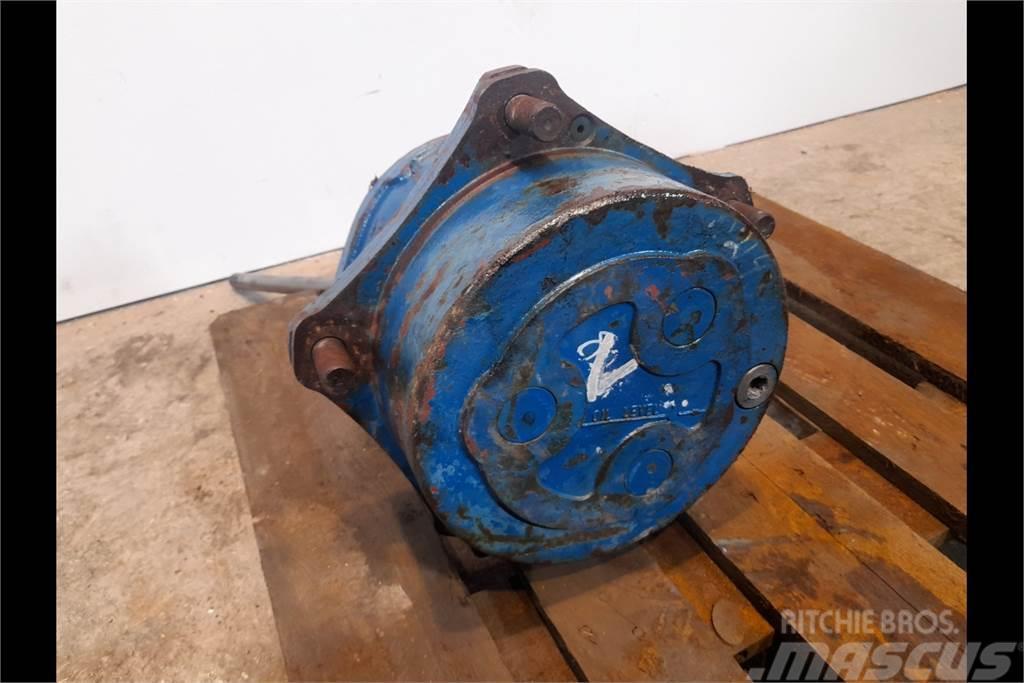 New Holland 8240 Front axle final drive Trasmissione