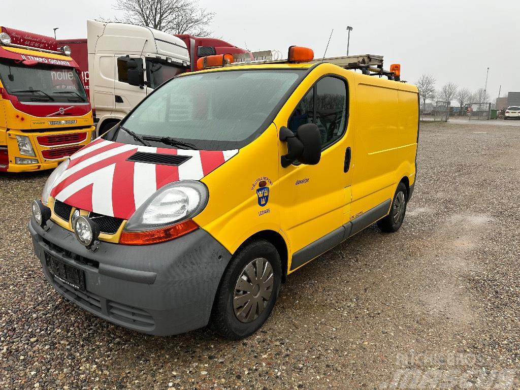 Renault Trafic følgebil / followon van Furgone chiuso