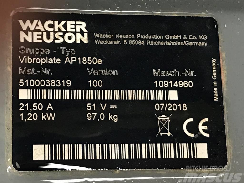 Wacker Neuson AP1850e Vibratori