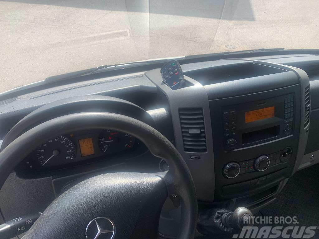 Mercedes-Benz Sprinter 313 CDI Pakettiauto umpikori + TL Nostin Cassonati
