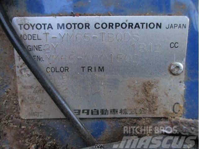 Toyota T-YM65 Camion con sponde ribaltabili