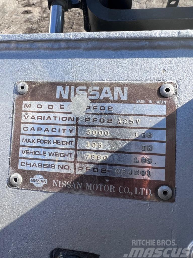 Nissan PF02A25V Elevatore per esterni