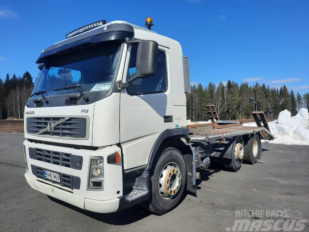 Volvo FM 13 400 Camion per il trasporto di macchine forestali
