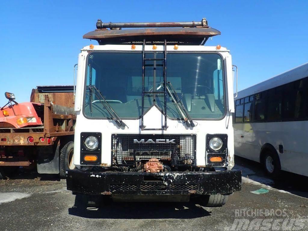 Mack MR690S Camion dei rifiuti