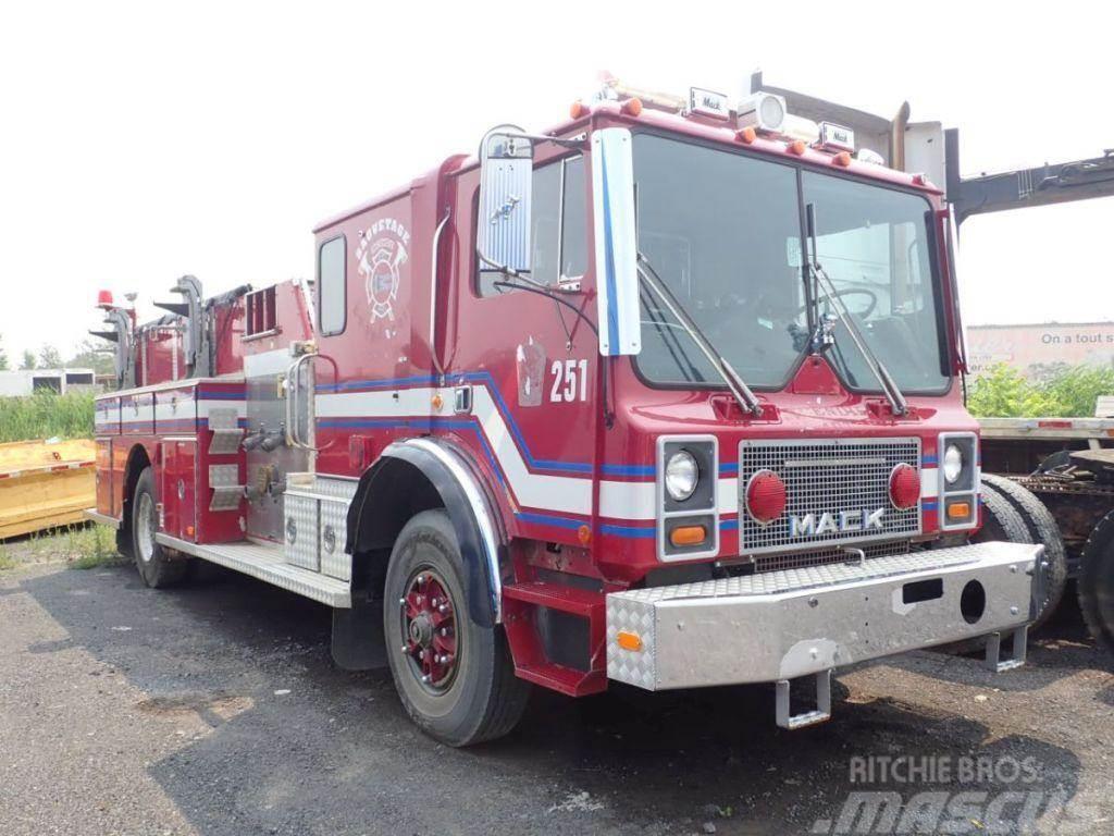 Mack MR686P Camion Pompieri