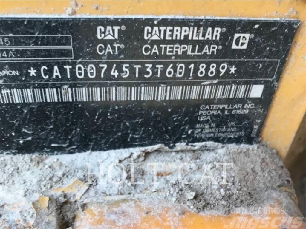CAT 745 Dumpers articolati