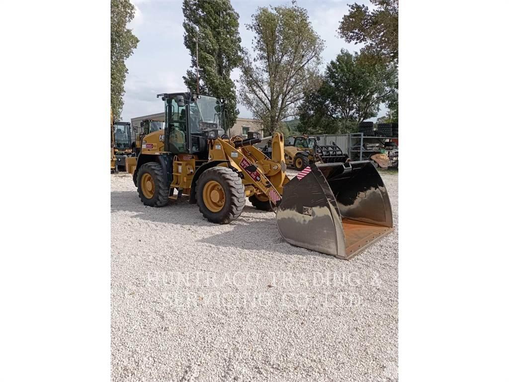 CAT 914-14 Pale gommate