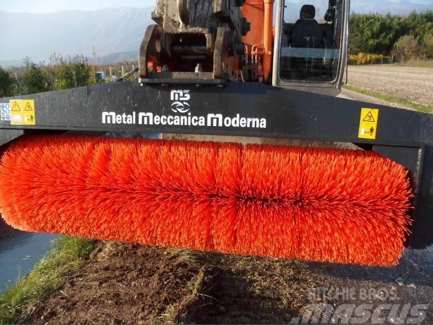 M3 Excavator Sweeper SPE Spazzatrici