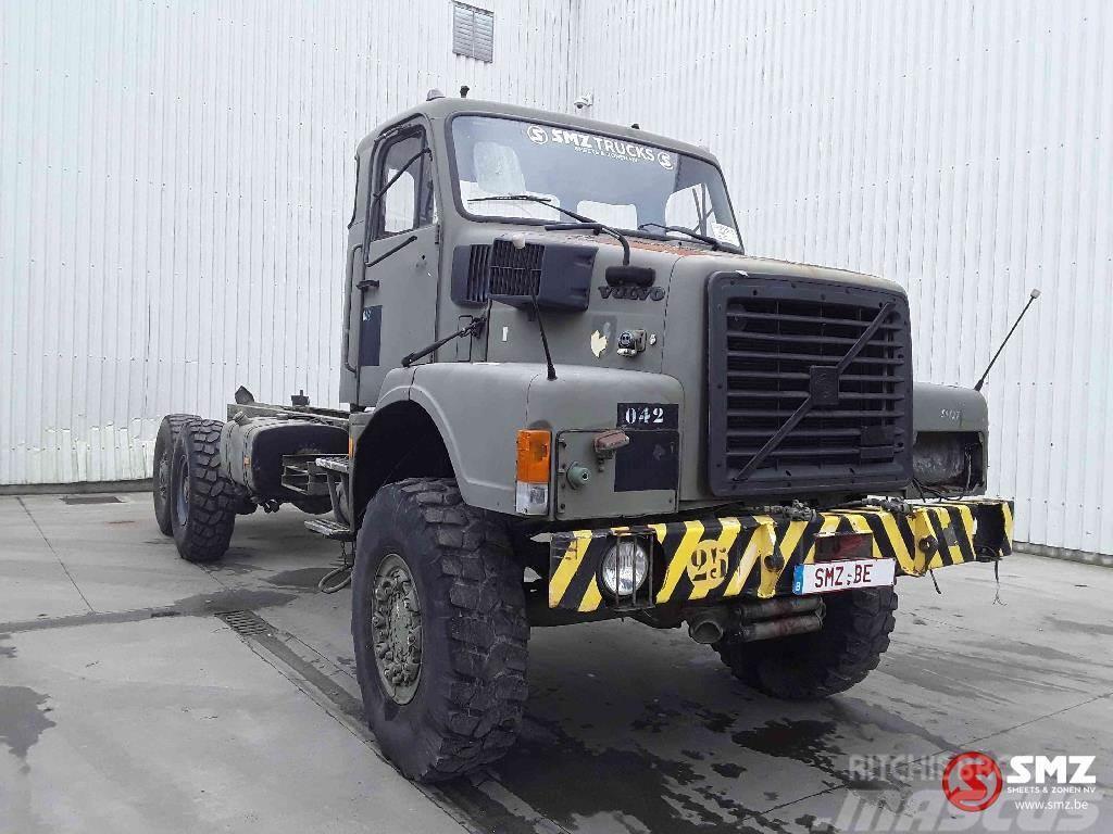 Volvo N 10 6x4 4490 km ex army chassis Camion altro