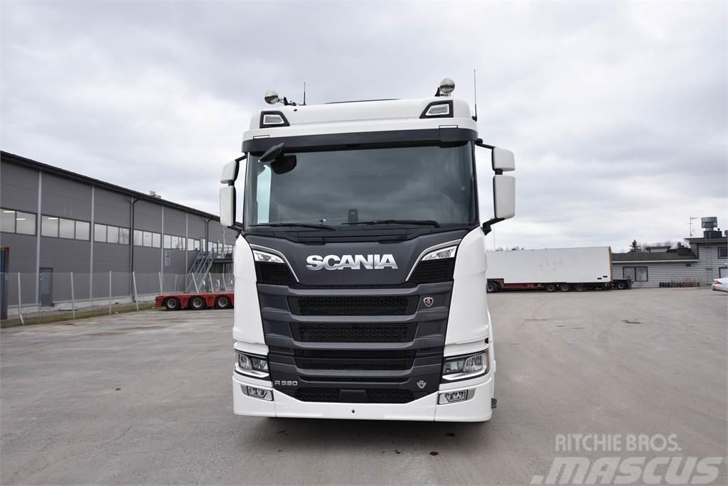 Scania R590 8X4 Camion con gancio di sollevamento