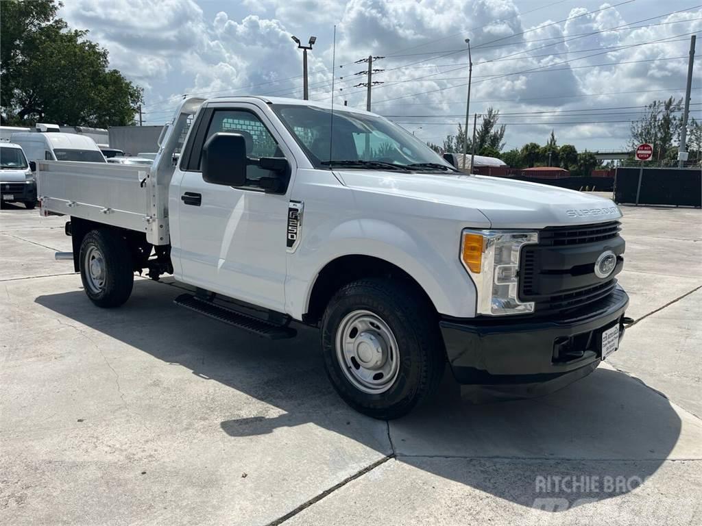 Ford F250 SD 8FT ALUMINUM *FLATBED*WITH DROP DOWN SIDES Camion con sponde ribaltabili