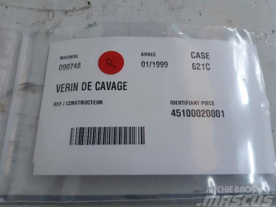 CASE 621C Componenti idrauliche