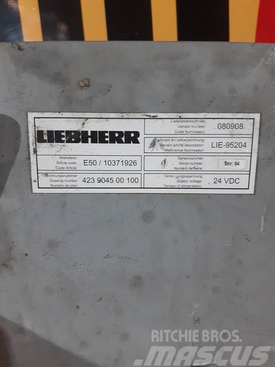 Liebherr R916 Cabine e interni
