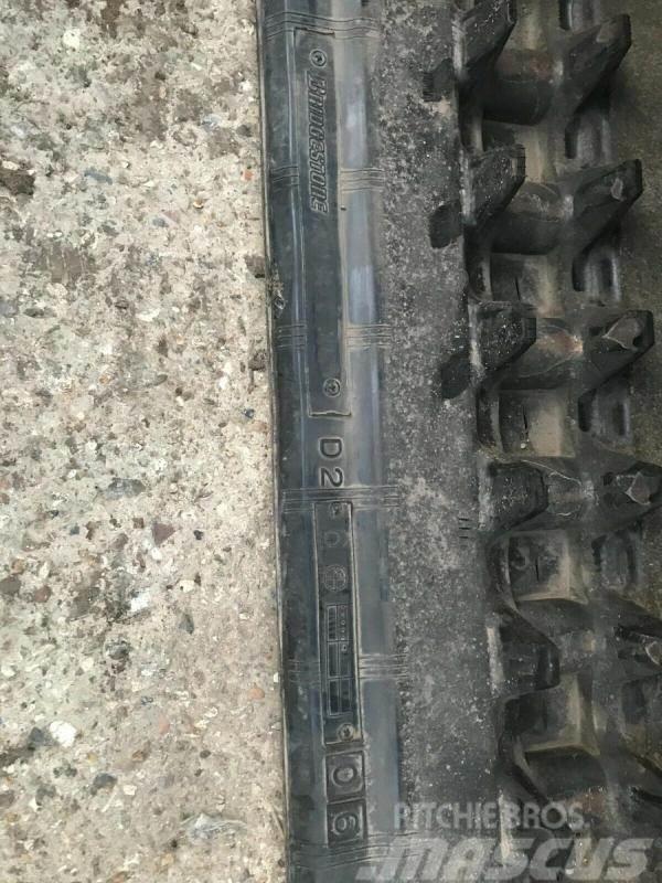Bridgestone Excavator Rubber Track 320 x 56 x 86 Altro