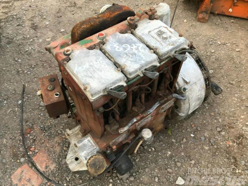 Lister 3 cylinder engine with hydraulic pump - spares onl Altri componenti