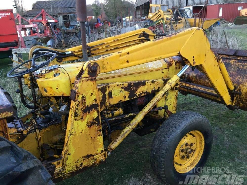 Massey Ferguson 135 Loader tractor £1750 Altri componenti