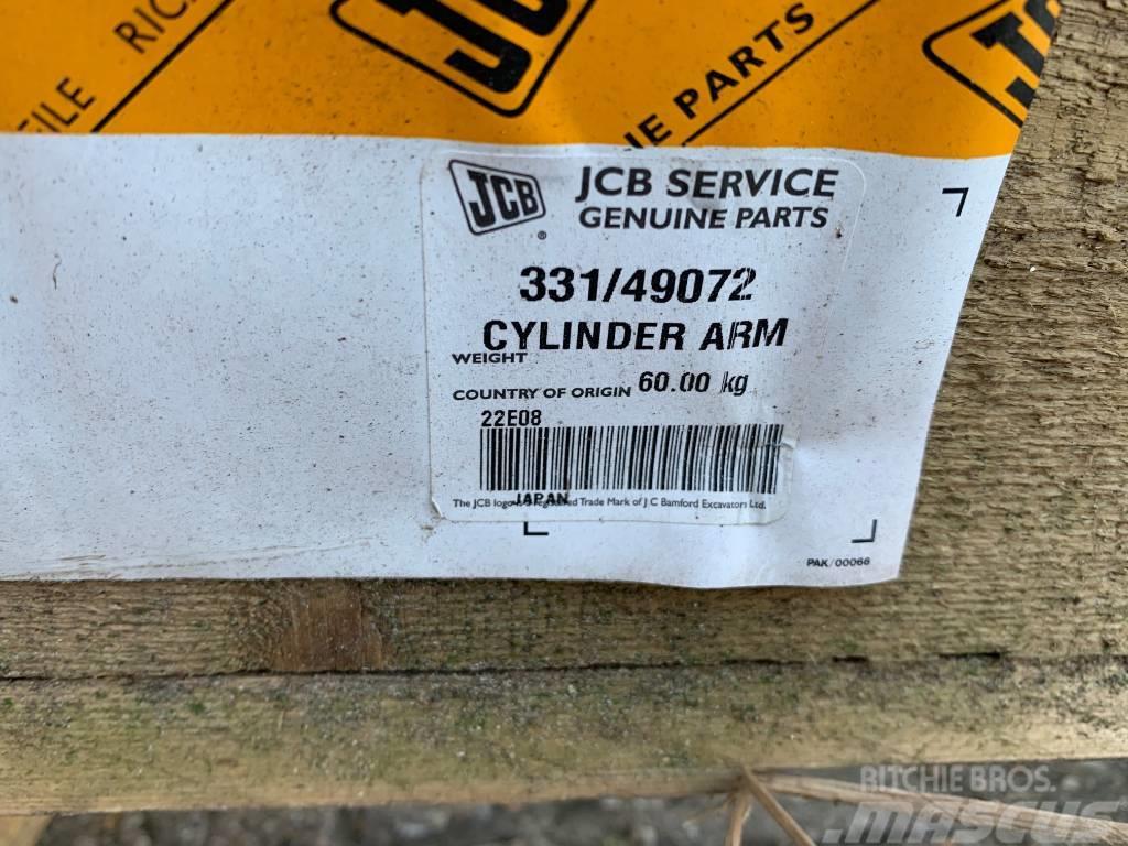 JCB JS 145 W Componenti idrauliche