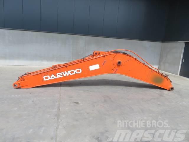 Daewoo DX 225 LC Telaio e sospensioni