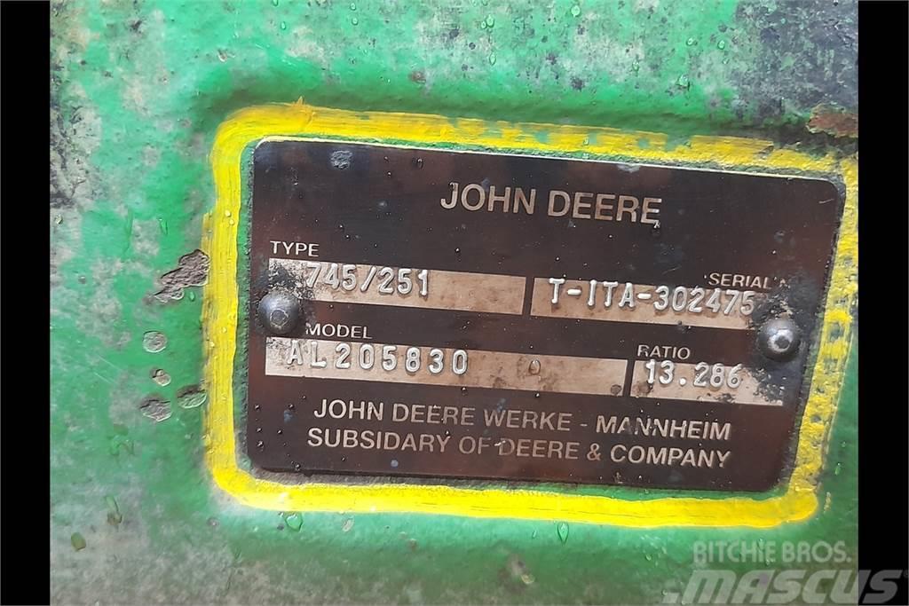 John Deere 6150R Front Axle Trasmissione