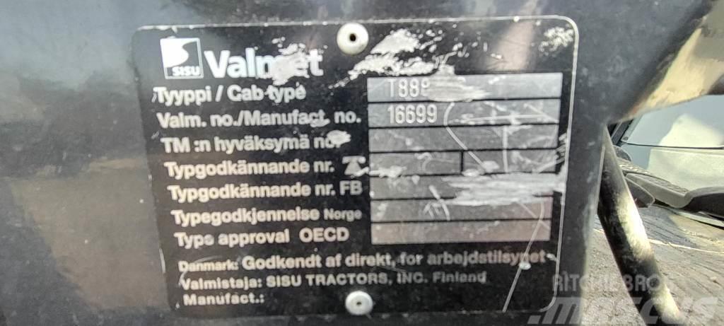 Valmet 8750-4-4x4/275 Trattori
