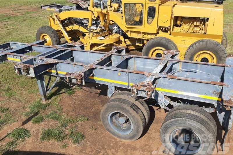 Henred Skeletal Container Trailer Camion altro