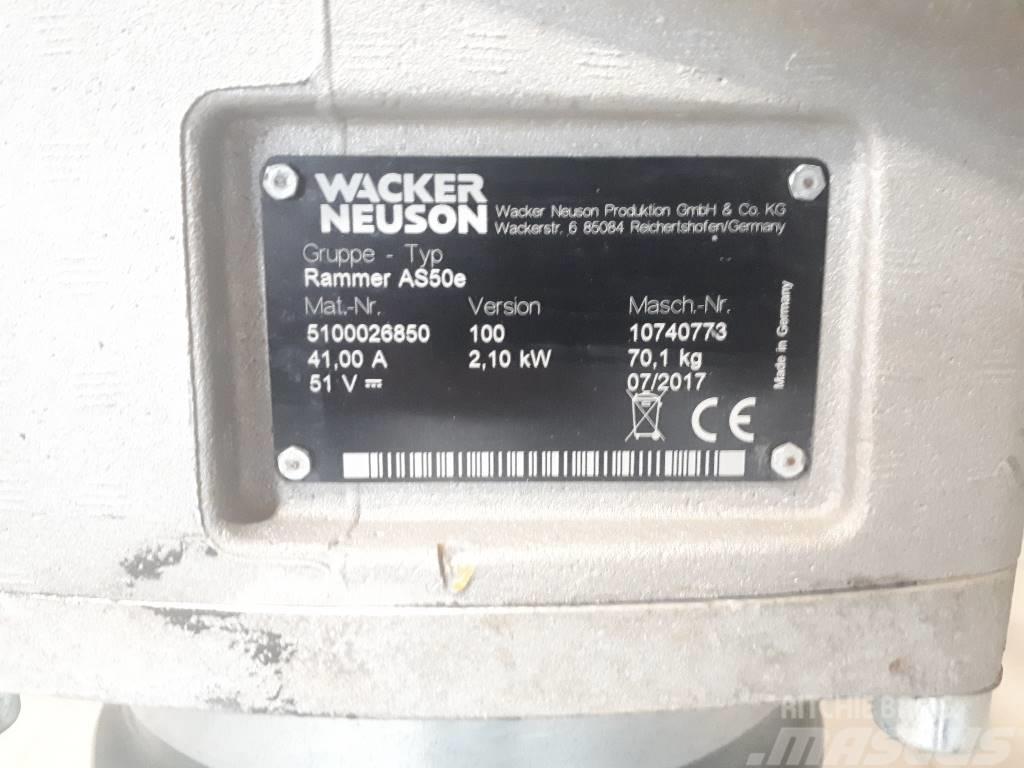 Wacker Neuson AS50e Vibrocostipatore verticale